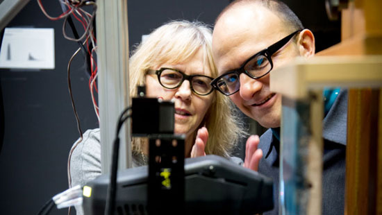 X-ray fluorescence instrument set up for the scan of La Miséreuse accroupie, with Sandra Webster-Cook (left) and Kenneth Brummel, both of the Art Gallery of Ontario. © Art Gallery of Ontario (AGO)