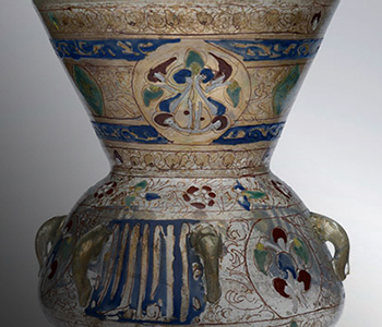 Researchers analyzed the glass composition of this enameled mosque lamp to determine when it was made.
